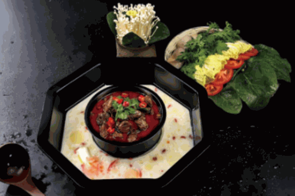 一锅两头牛火锅